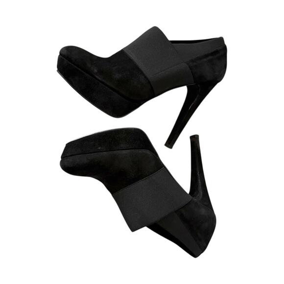 Stuart Weitzman Heels - Size 8 - Black - 5 inch Sleek Heel - Platform Sole - Picture 6 of 10